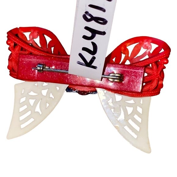 Vintage Red & Cream Bow Brooch - A Must-Have Retro Accessory - Picture 2 of 3